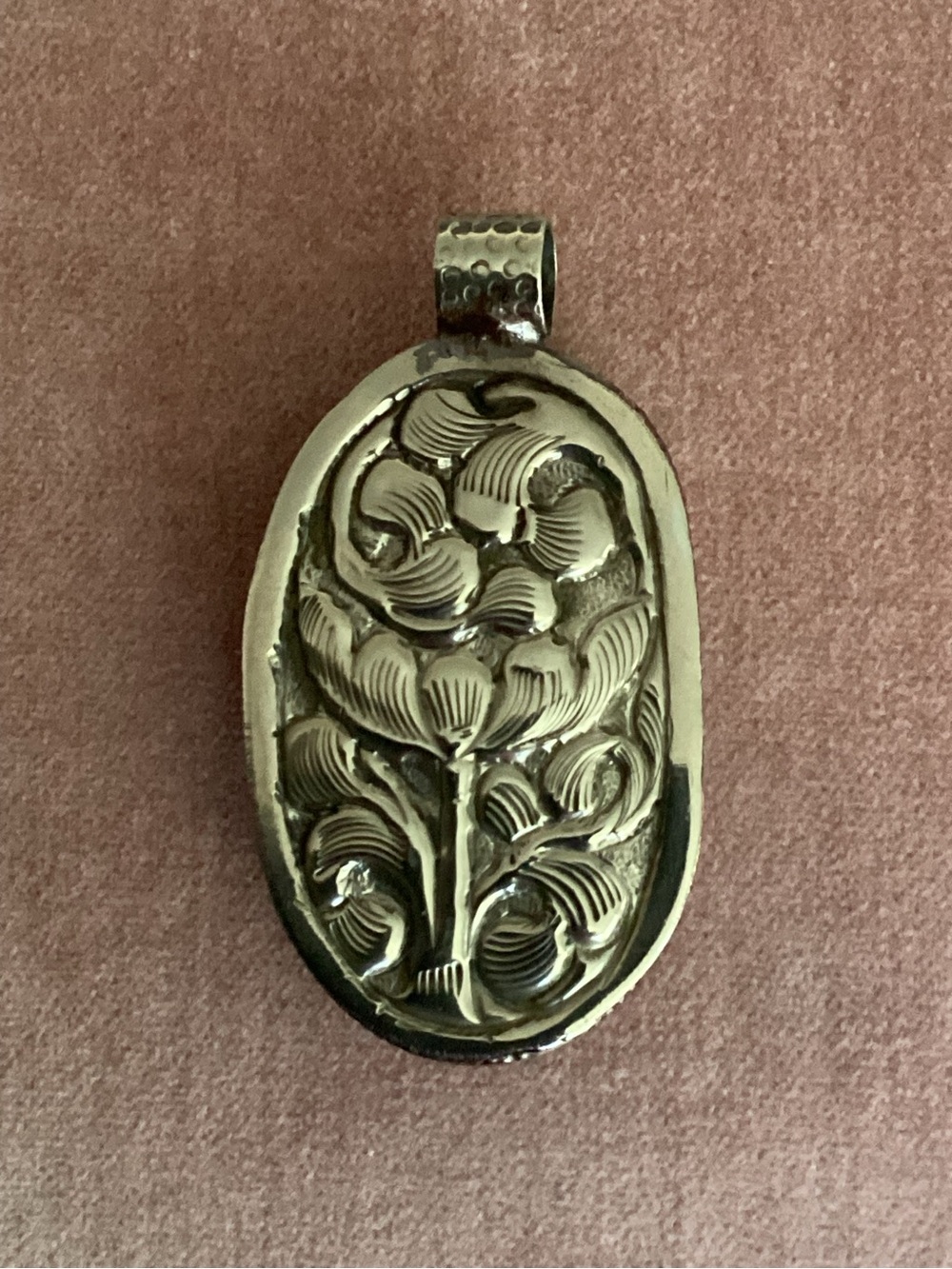 Labradorite Pendant - Picture 2 of 6